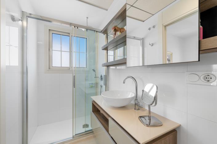 Image No.24-3 Bed Villa for sale