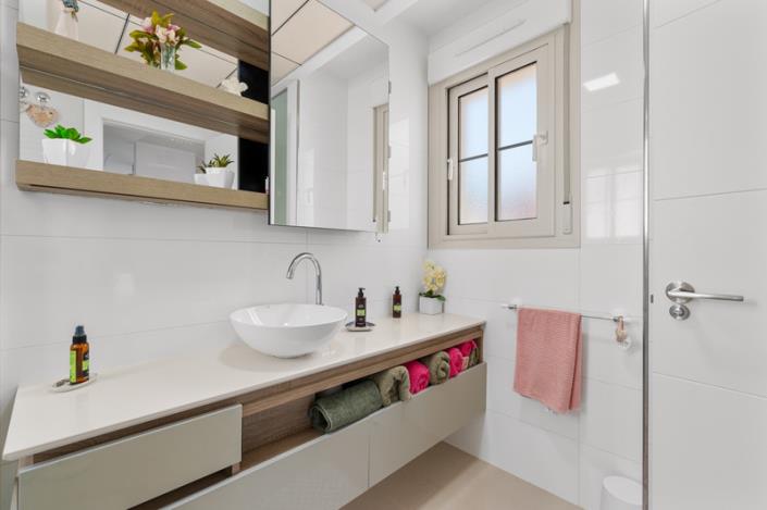 Image No.33-3 Bed Villa for sale