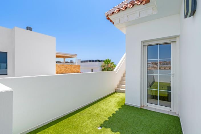 Image No.35-3 Bed Villa for sale