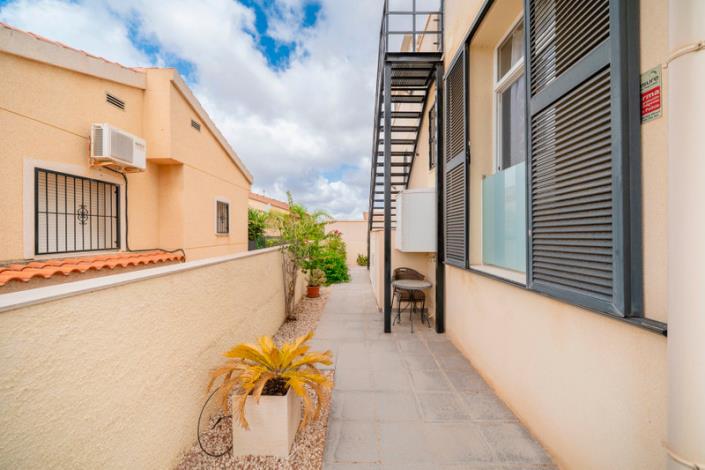 Image No.28-2 Bed Villa for sale