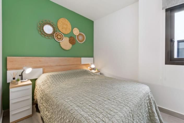 Image No.20-3 Bed Apartment for sale