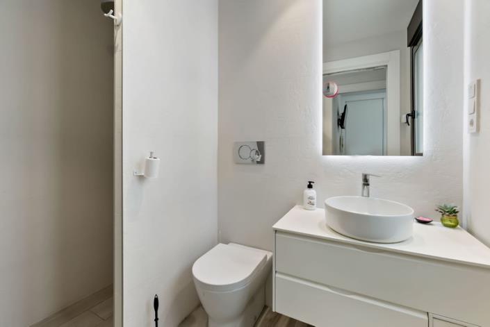 Image No.23-3 Bed Apartment for sale