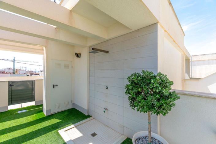 Image No.31-3 Bed Apartment for sale