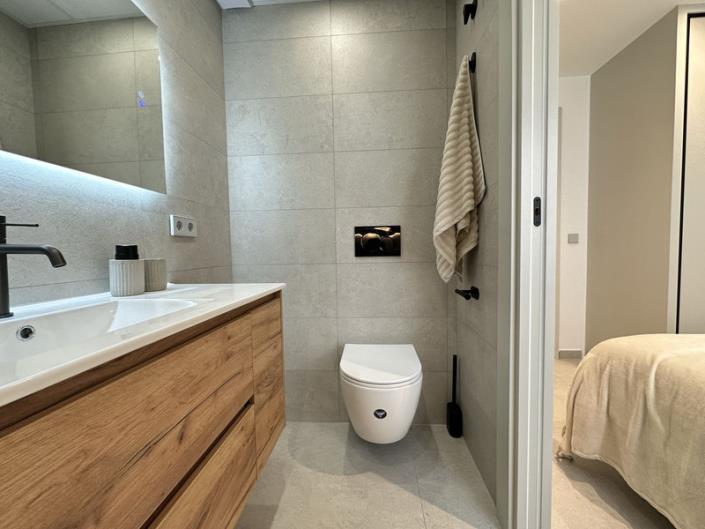 Image No.24-3 Bed Penthouse for sale