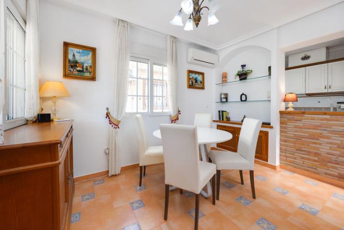 Image No.20-3 Bed Villa / Detached for sale