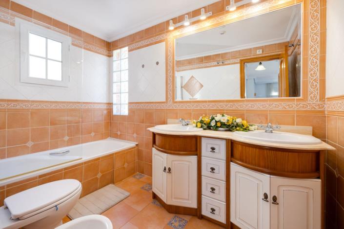 Image No.33-3 Bed Villa / Detached for sale