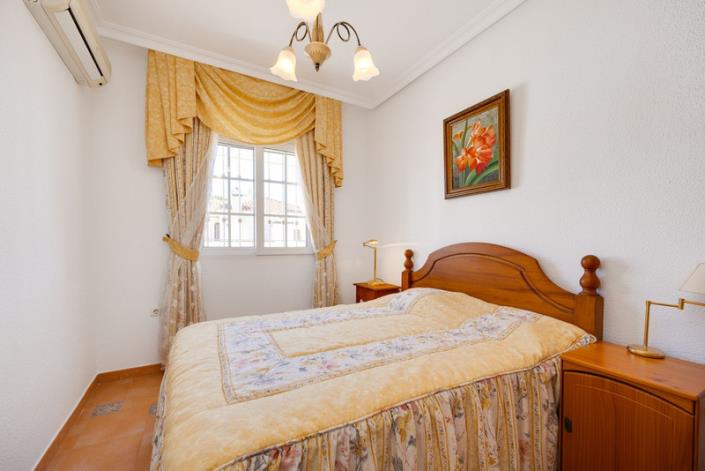 Image No.29-3 Bed Villa / Detached for sale