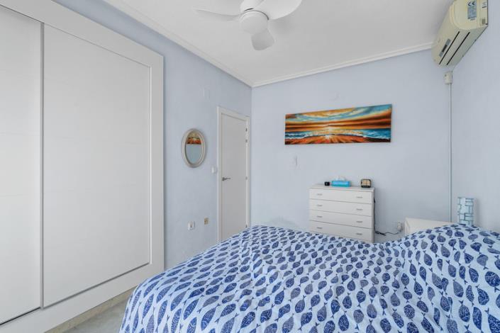 Image No.26-3 Bed Villa / Detached for sale