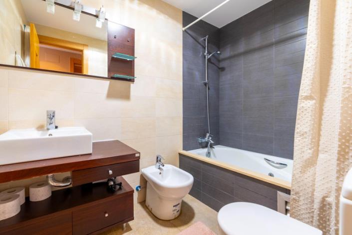 Image No.19-2 Bed Apartment for sale