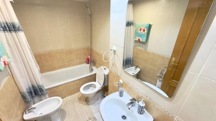 Image No.18-1 Bed Apartment for sale