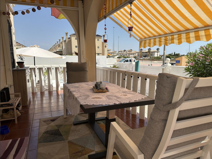 Image No.20-3 Bed Semi-Detached for sale