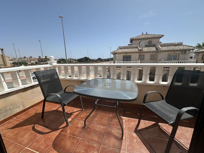 Image No.23-3 Bed Semi-Detached for sale