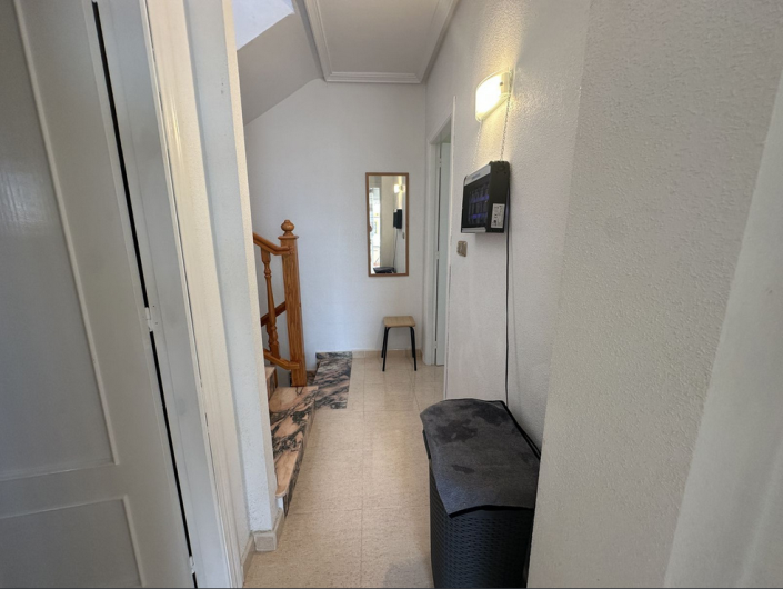 Image No.27-3 Bed Semi-Detached for sale