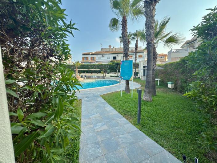 Image No.35-Maison de ville de 3 chambres à vendre à Torrevieja