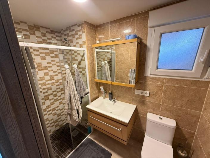 Image No.10-4 Bed Apartment for sale