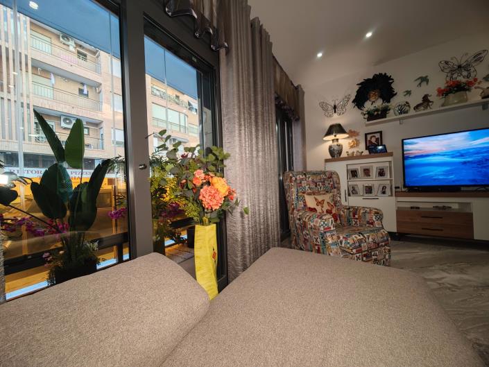 Image No.9-1 Bed Apartment for sale