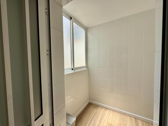 Image No.32-2 Bed Apartment for sale