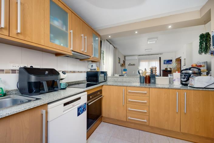 Image No.14-3 Bed Villa / Detached for sale