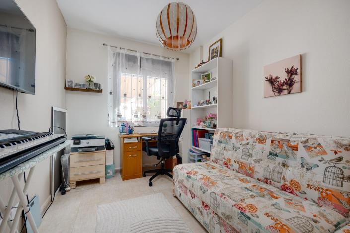 Image No.21-3 Bed Villa / Detached for sale