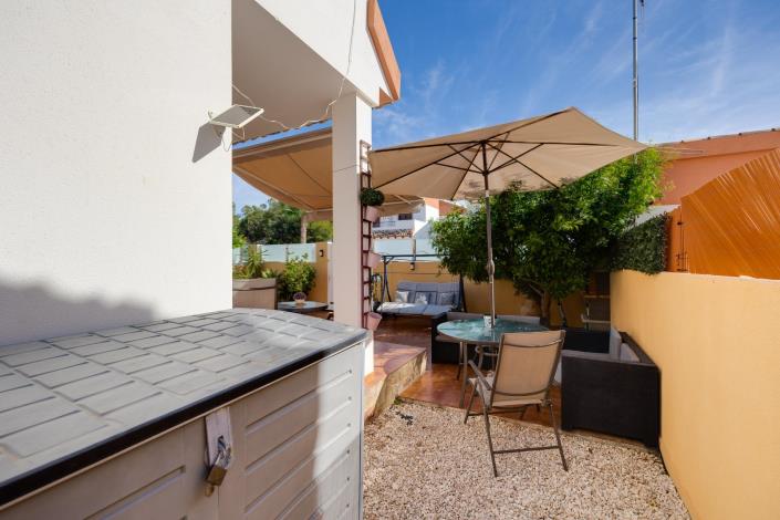 Image No.37-3 Bed Villa / Detached for sale