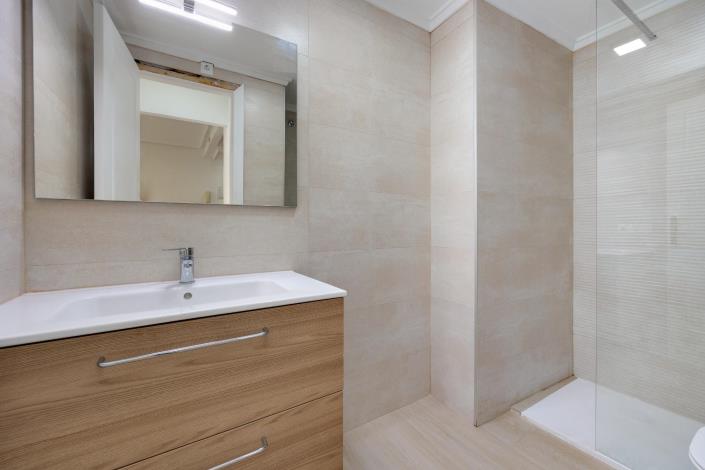 Image No.20-1 Bed Apartment for sale