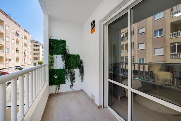 Image No.22-1 Bed Apartment for sale