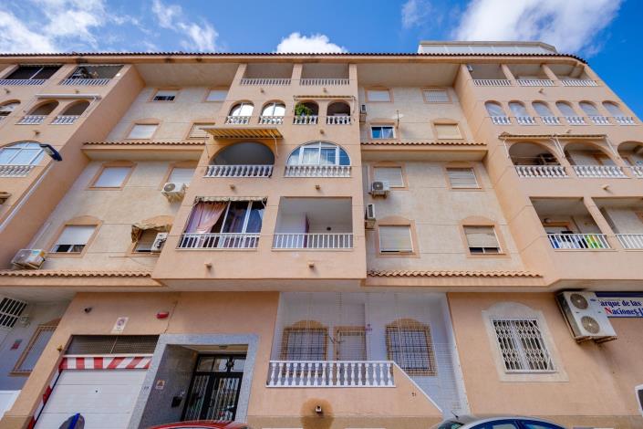 Image No.40-1 Bed Apartment for sale