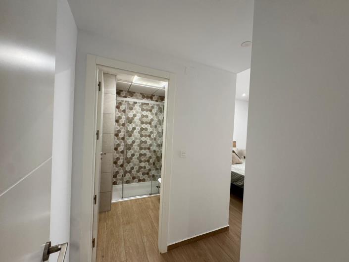 Image No.15-2 Bed Apartment for sale