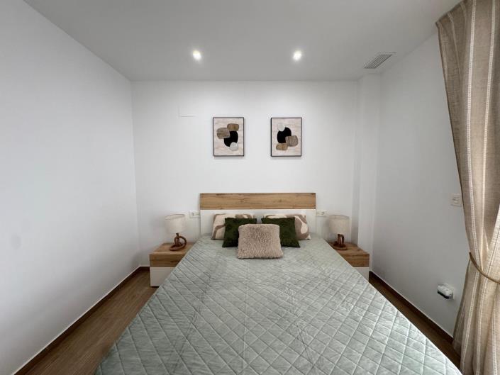 Image No.25-2 Bed Apartment for sale