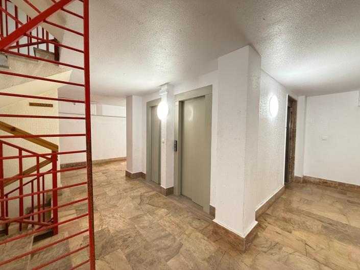 Image No.32-3 Bed Apartment for sale