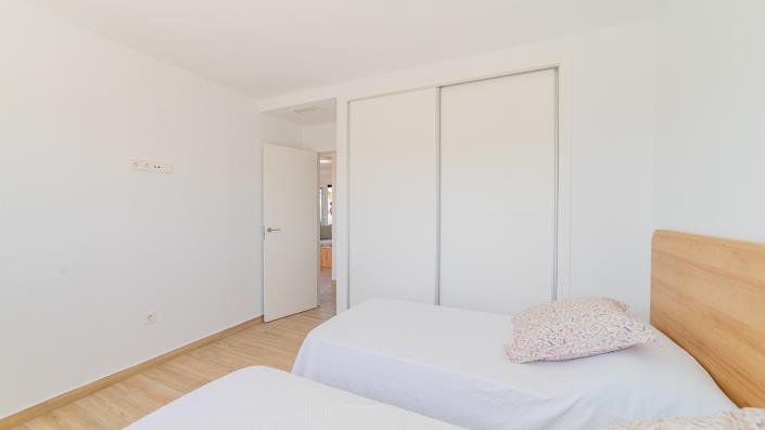 Image No.19-2 Bed Bungalow for sale