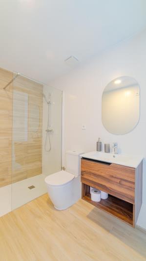 Image No.25-2 Bed Bungalow for sale