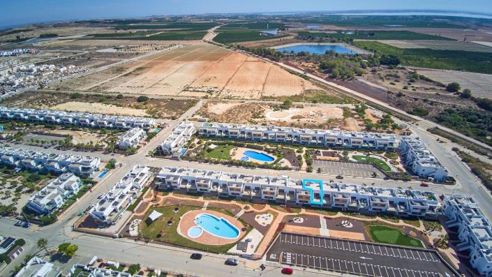 Image No.44-2 Bed Bungalow for sale