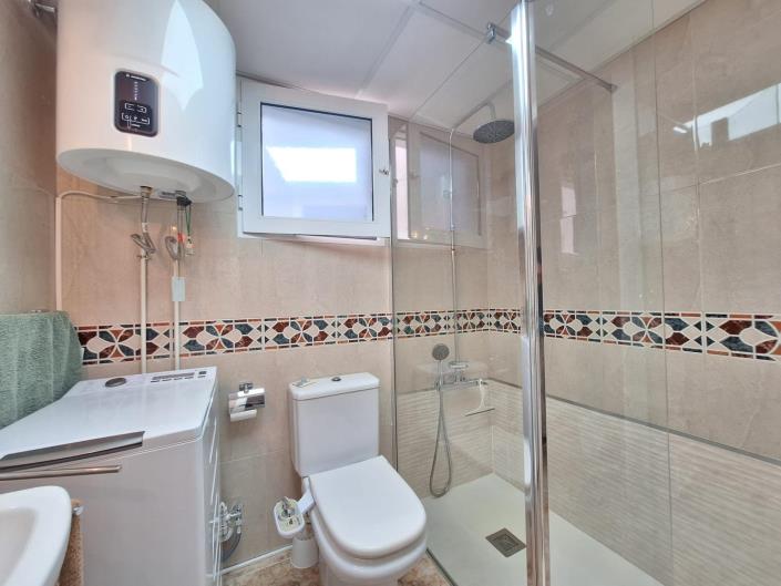 Image No.20-2 Bed Apartment for sale