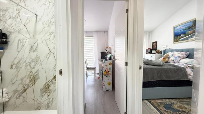 Image No.15-2 Bed Bungalow for sale