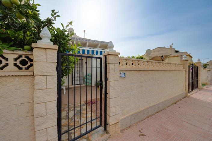 Image No.7-Villa de 2 chambres à vendre à Orihuela Costa