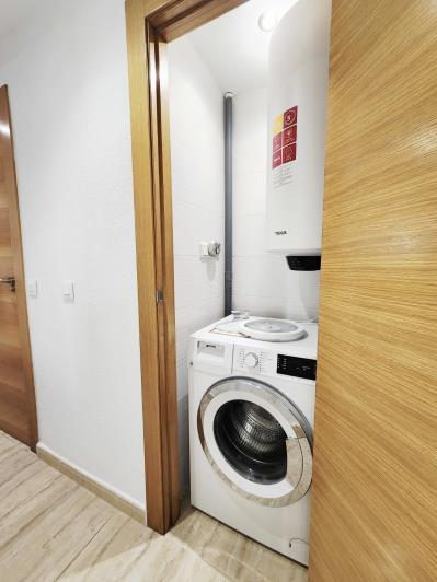 Image No.21-3 Bed Apartment for sale