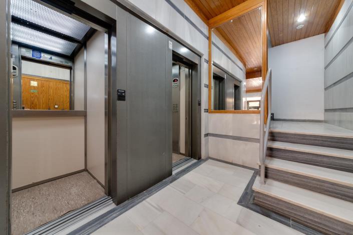 Image No.56-2 Bed Apartment for sale