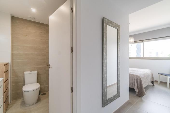 Image No.20-2 Bed Apartment for sale