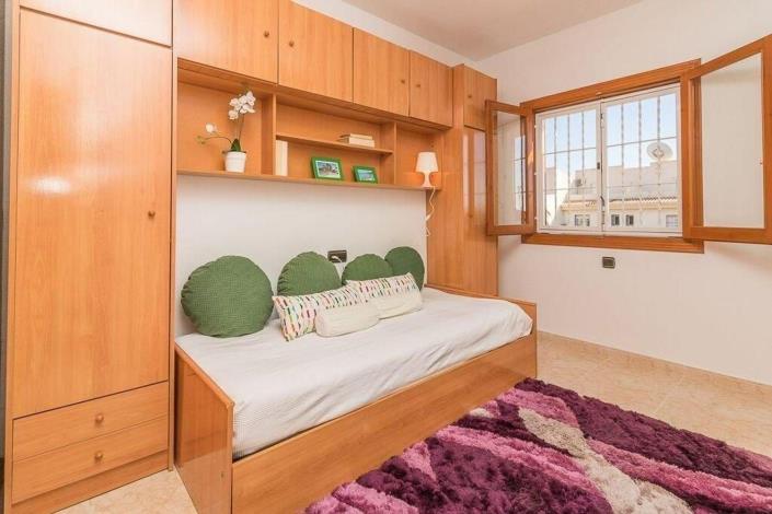 Image No.9-3 Bed Townhouse for sale