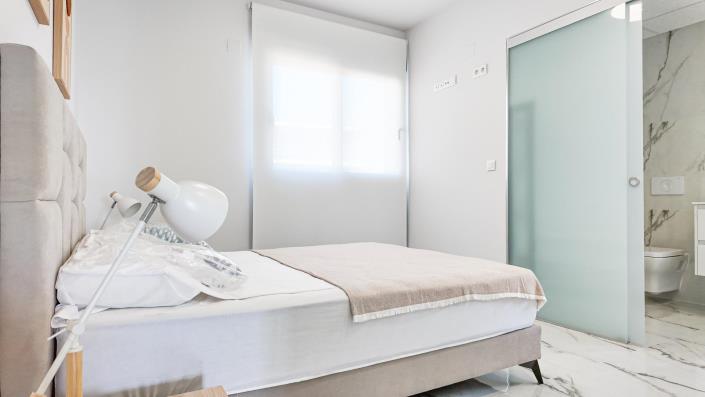 Image No.14-2 Bed Apartment for sale