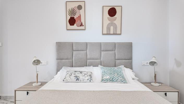 Image No.17-2 Bed Apartment for sale