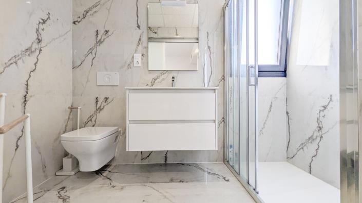 Image No.25-2 Bed Apartment for sale