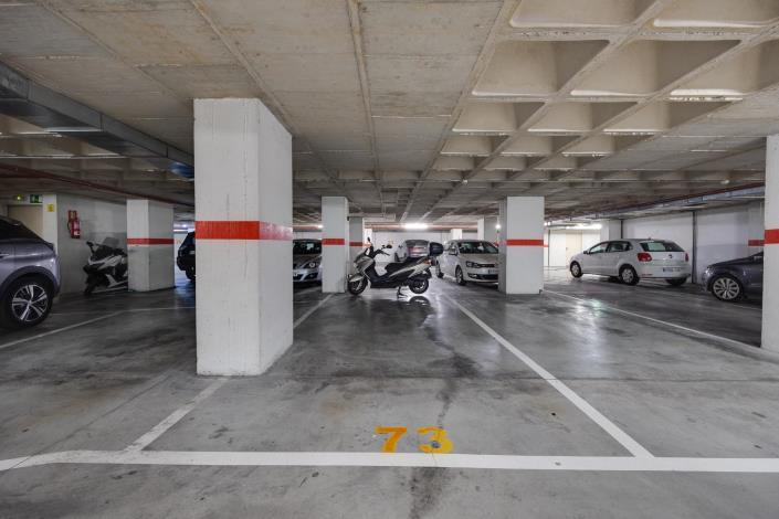 Image No.10-2 Bed Apartment for sale