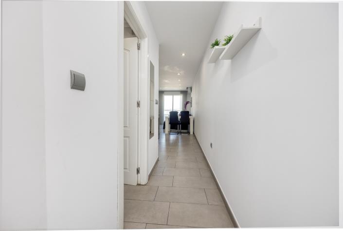 Image No.20-2 Bed Apartment for sale