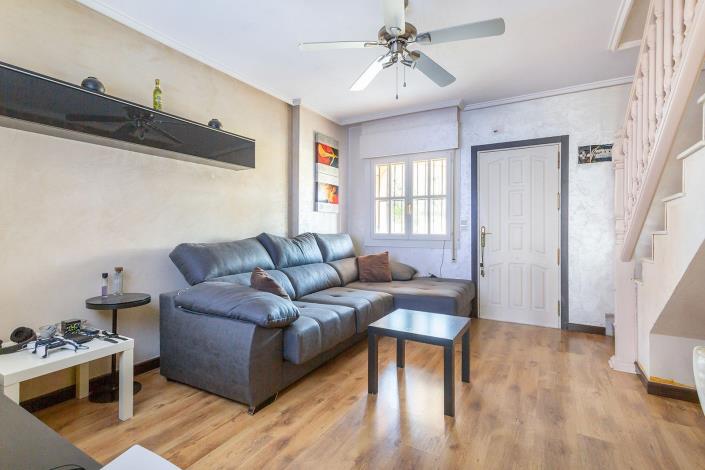 Image No.5-2 Bed Townhouse for sale