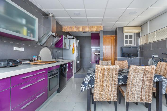 Image No.10-2 Bed Townhouse for sale