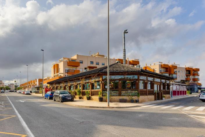 Image No.52-2 Bed Apartment for sale