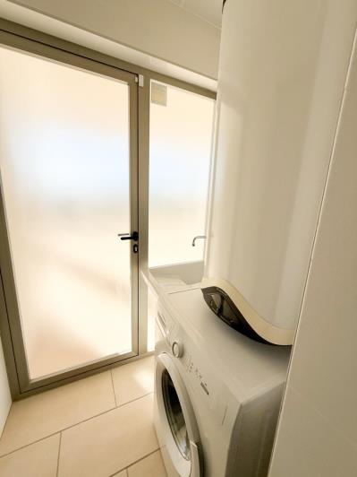 Image No.8-3 Bed Apartment for sale