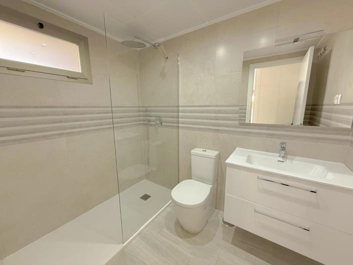 Image No.32-3 Bed Apartment for sale